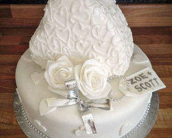 white-round-engagement-cake-with-heart-tier by cake designer wedding cakes middlesbrough
